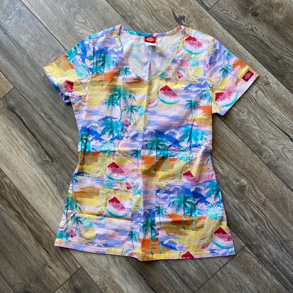 NWOT dickies scrub top